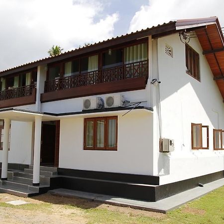 Acquabey Surf Villa Matara Esterno foto